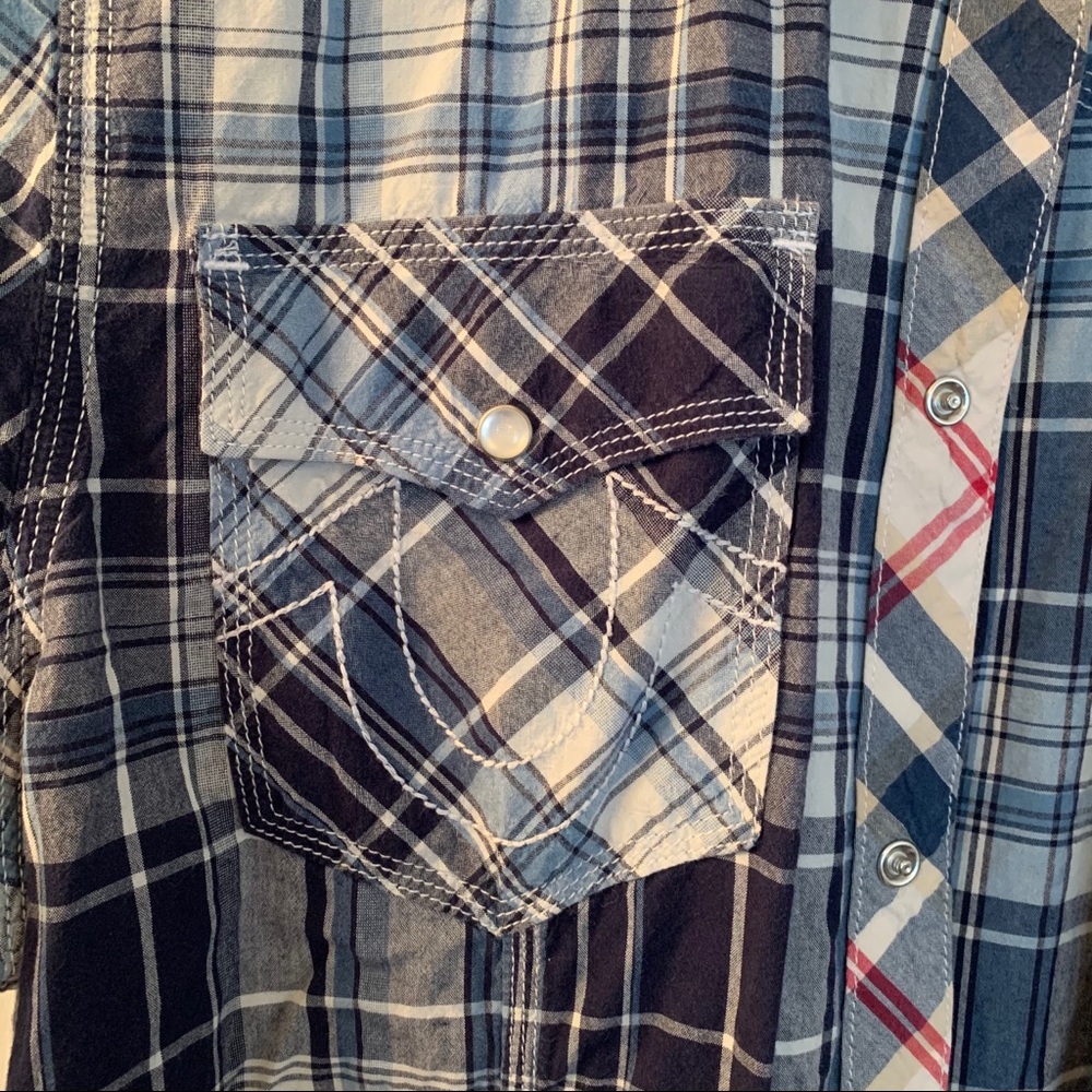 TRUE RELIGION button down - Picture 2 of 3